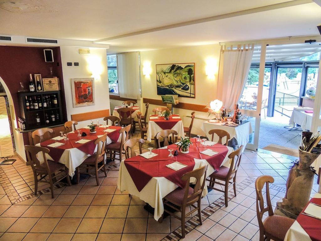 Albergo Lario Gera Lario Exteriör bild